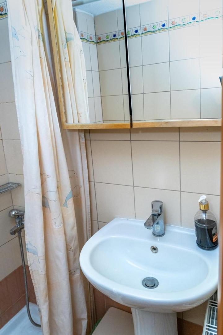 Kosmos Sercvice Apartment Beautiful Studio 2 With Additional Cost Parking Szaloniki Kültér fotó