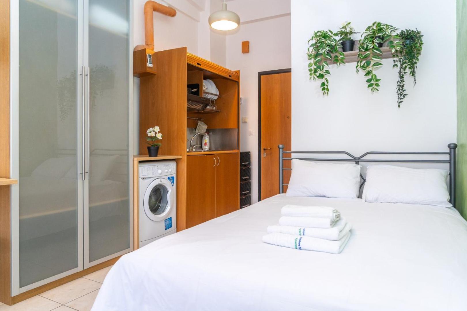 Kosmos Sercvice Apartment Beautiful Studio 2 With Additional Cost Parking Szaloniki Kültér fotó